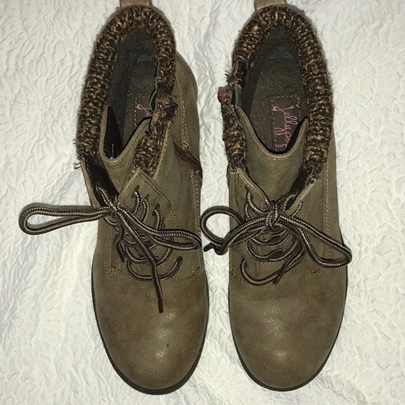 Jellypop Combat Lace Up Bootie - Picture 3 of 9